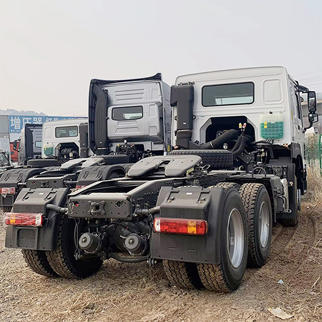 Nuevo Sinotruk Howo 400HP 430 HP Camión de tractor Camión 6*4 Tractor